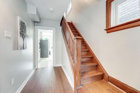 Photo 12 at 118 Blantyre Avenue, Cliffside, Toronto