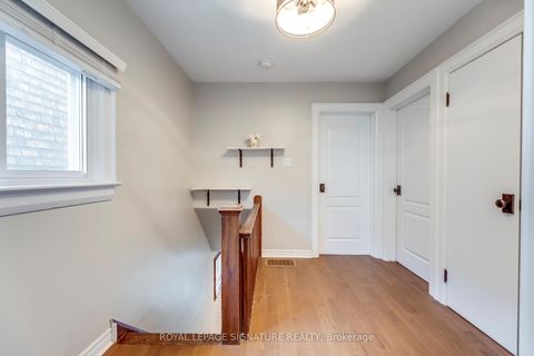 Photo 13 at 118 Blantyre Avenue, Cliffside, Toronto