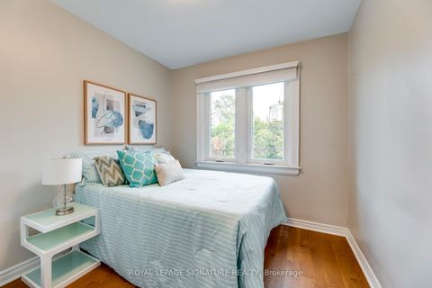 Photo 16 at 118 Blantyre Avenue, Cliffside, Toronto
