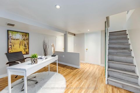 Photo 19 at 118 Blantyre Avenue, Cliffside, Toronto