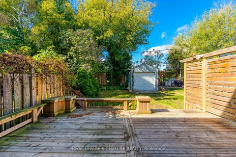 Photo 25 at 118 Blantyre Avenue, Cliffside, Toronto