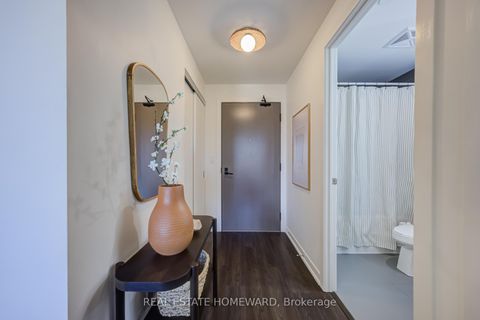 Photo 3 at 309 - 223 St Clair Avenue W, Casa Loma, Toronto
