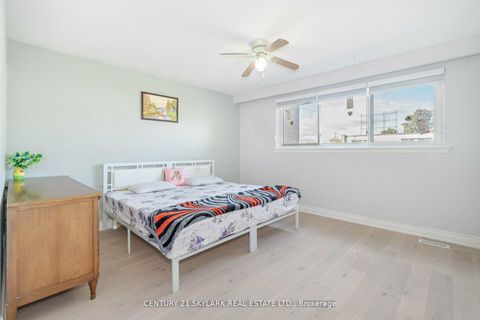 Photo 9 at 26 - 435 Silverstone Drive, Clairville, Toronto