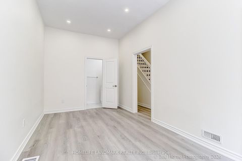 Photo 6 at 4 Andrews Avenue, Bellwoods, Toronto