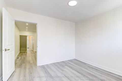 Photo 9 at 4 Andrews Avenue, Bellwoods, Toronto