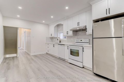 Photo 17 at 4 Andrews Avenue, Bellwoods, Toronto