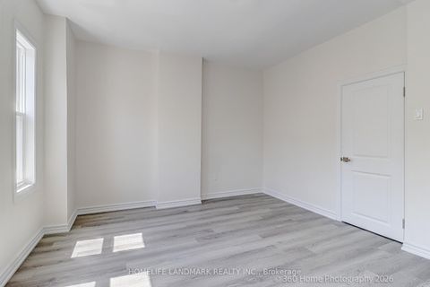 Photo 21 at 4 Andrews Avenue, Bellwoods, Toronto