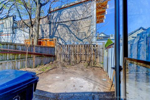 Photo 32 at 4 Andrews Avenue, Bellwoods, Toronto