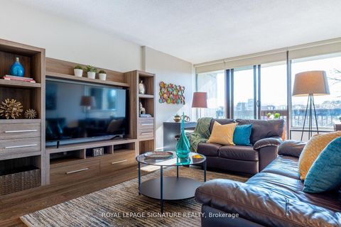 Photo 14 at 404 - 30 Fashion Roseway, Willowdale East, Toronto