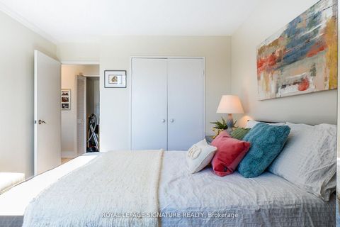 Photo 23 at 404 - 30 Fashion Roseway, Willowdale East, Toronto