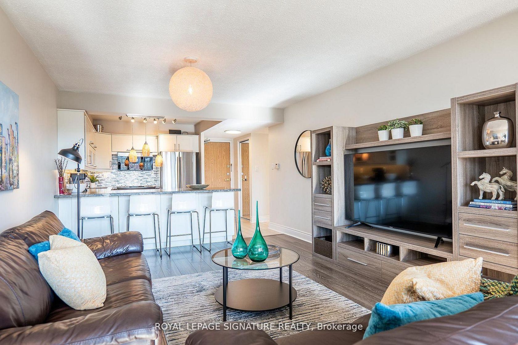 404 - 30 Fashion Roseway, Willowdale East, Toronto photo number 2