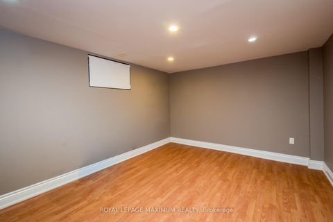 Photo 23 at 33 Alice Crescent, Maryvale, Toronto