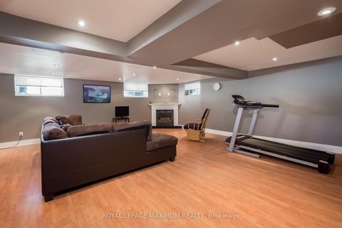 Photo 24 at 33 Alice Crescent, Maryvale, Toronto