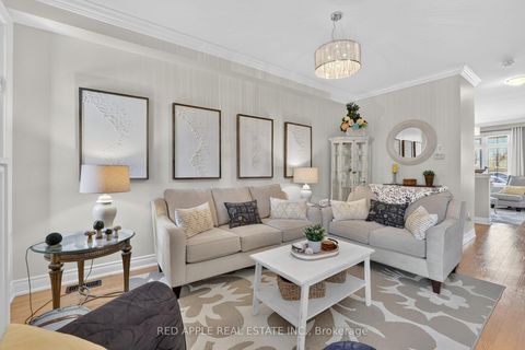 Photo 7 at 347 Luck Court, Woodland Hill, Newmarket