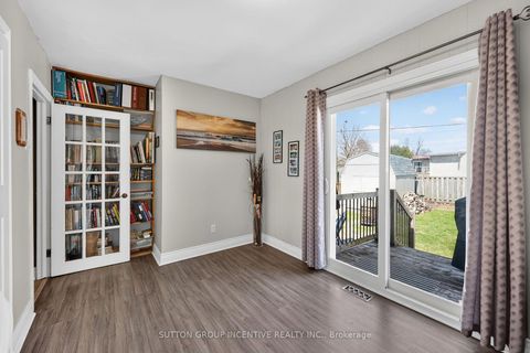 Photo 13 at 130 Grove Street E, Wellington, Barrie