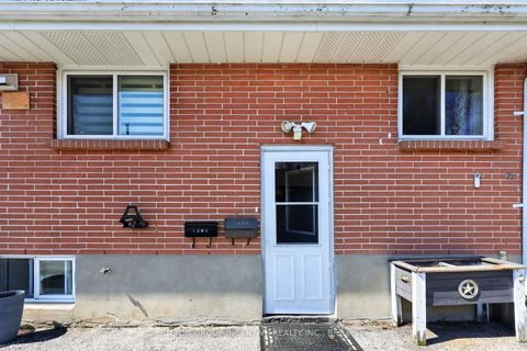 Photo 19 at 130 Grove Street E, Wellington, Barrie
