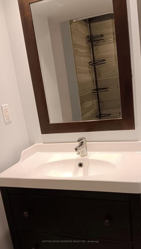 Photo 27 at 130 Grove Street E, Wellington, Barrie