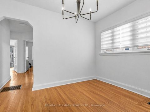 Photo 2 at 712 Pharmacy Avenue, Birchmount, Toronto