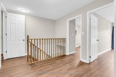 Photo 13 at 06 - 1030 Dunsley Way, Pringle Creek, Whitby