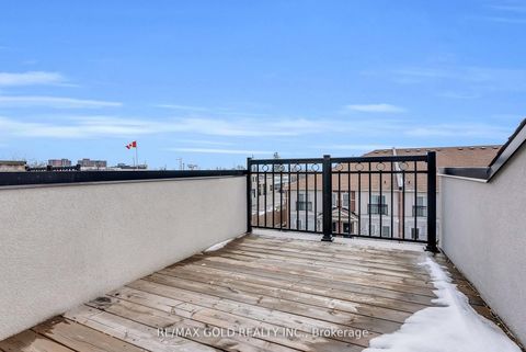 Photo 27 at 06 - 1030 Dunsley Way, Pringle Creek, Whitby