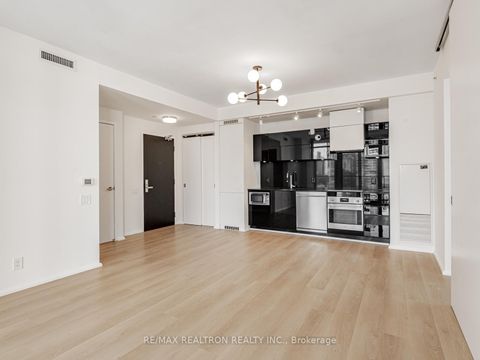 Photo 7 at 2308 - 125 Peter Street, Waterfront Communities C1, Toronto