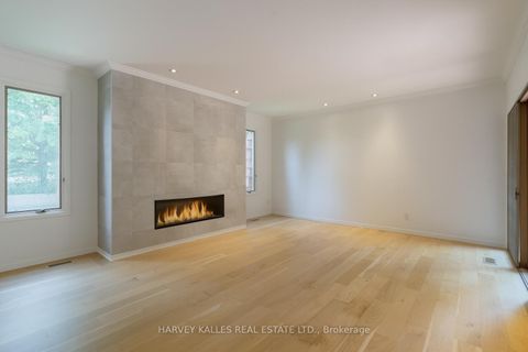 Photo 13 at 23 Royal Oak Drive, South Shore, Barrie