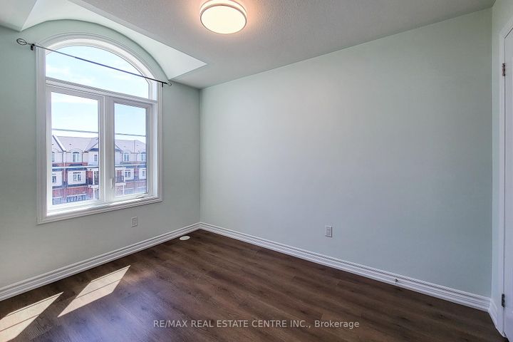 Photo 34 at 137 Borers Creek Circle, Waterdown, Hamilton