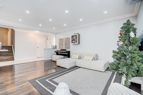 Photo 4 at 47 Manorglen Crescent, Malvern West, Toronto