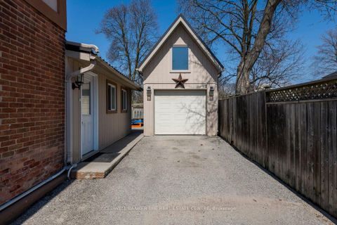 Photo 2 at 46 Park Street, Queen's Park, Barrie