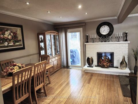 Photo 6 at 131 Black Hawk Way, Branson, Toronto
