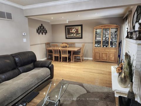 Photo 7 at 131 Black Hawk Way, Branson, Toronto
