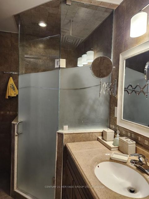 Photo 15 at 131 Black Hawk Way, Branson, Toronto