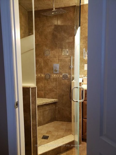 Photo 16 at 131 Black Hawk Way, Branson, Toronto