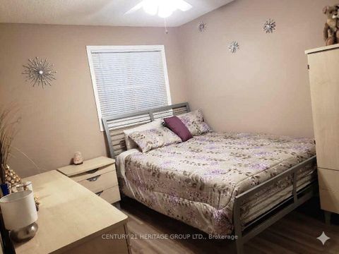 Photo 18 at 131 Black Hawk Way, Branson, Toronto