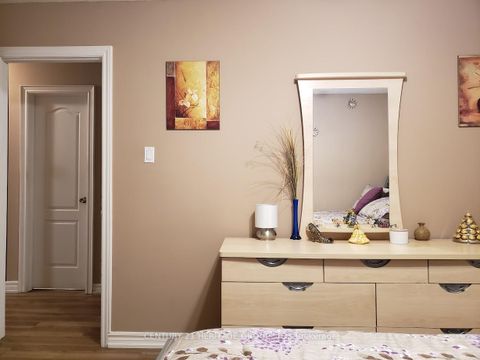 Photo 19 at 131 Black Hawk Way, Branson, Toronto