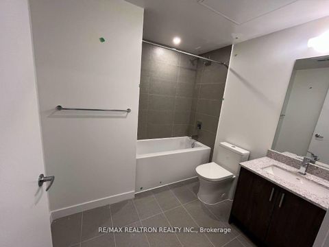 Photo 3 at 308 - 1 Cardiff Road, Mount Pleasant East, Toronto