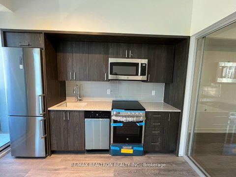 Photo 11 at 308 - 1 Cardiff Road, Mount Pleasant East, Toronto