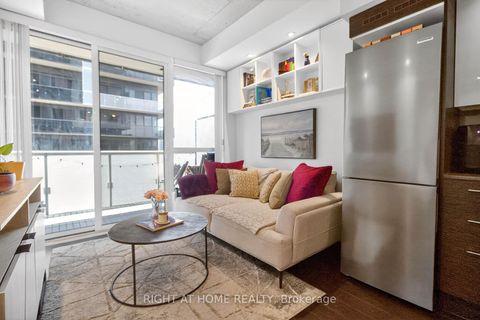 Photo 9 at 802 - 1030 King Street W, Niagara, Toronto
