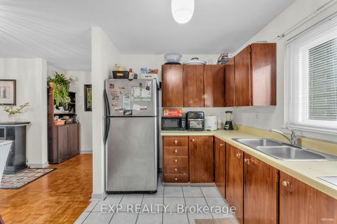 Photo 5 at 85 - 19 London Green Court, Jane Heights, Toronto