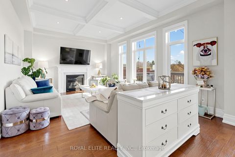 Photo 20 at 61 Grange Drive, Jefferson, Richmond Hill