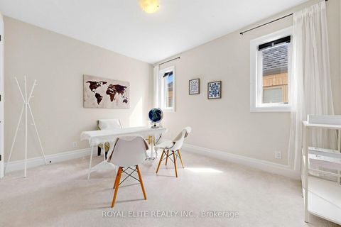 Photo 32 at 61 Grange Drive, Jefferson, Richmond Hill