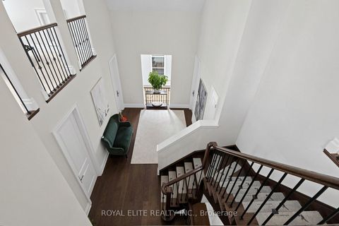 Photo 37 at 61 Grange Drive, Jefferson, Richmond Hill