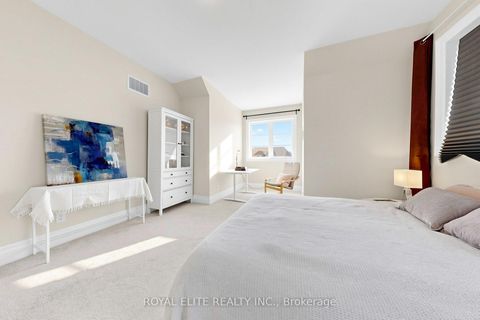 Photo 43 at 61 Grange Drive, Jefferson, Richmond Hill