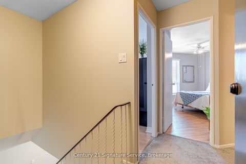 Photo 21 at 15 - 2001 Bonnymede Drive, Clarkson, Mississauga