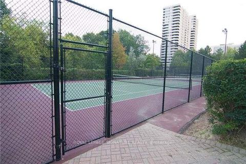 Photo 13 at 2812 - 7 Concorde Place, Don Mills, Toronto