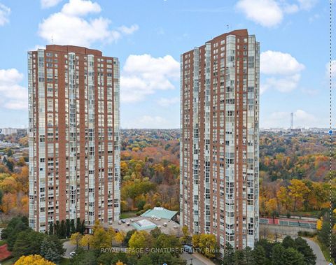 Photo 14 at 2812 - 7 Concorde Place, Don Mills, Toronto