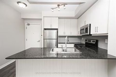 Photo 3 at 824 - 15 James Finlay Way, CFB, Toronto