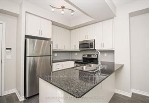 Photo 4 at 824 - 15 James Finlay Way, CFB, Toronto