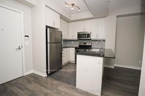 Photo 12 at 824 - 15 James Finlay Way, CFB, Toronto