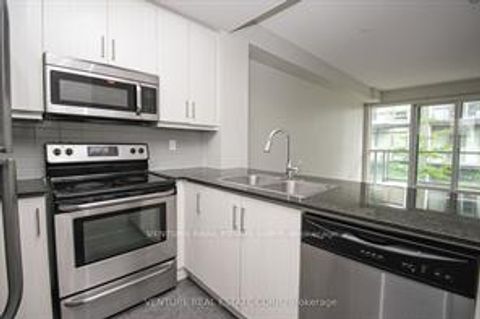Photo 13 at 824 - 15 James Finlay Way, CFB, Toronto